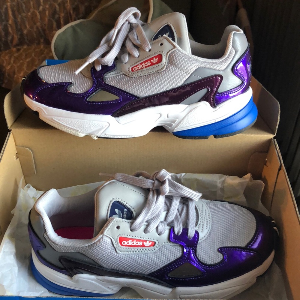 Adidas Falcon W Sneakers *Worn Once* in box